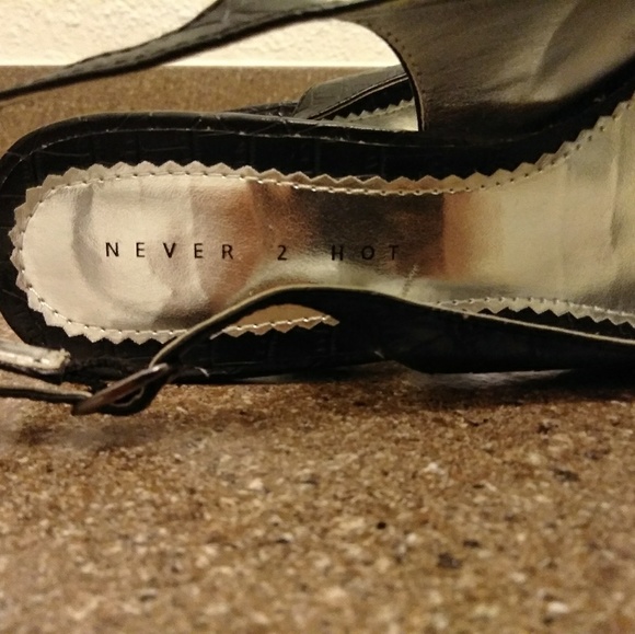 Shoes - Picture 8 of 8